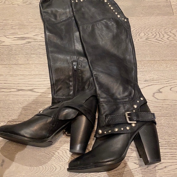 Black Leather studded to the knee Boots! - Picture 4 of 4